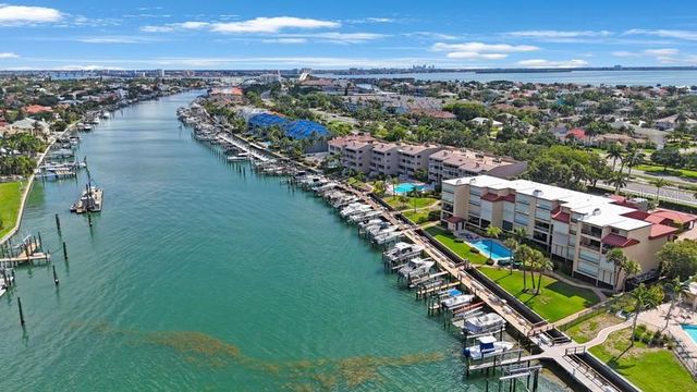 1060 PINELLAS BAYWAY S 103, St Petersburg, FL 33715
