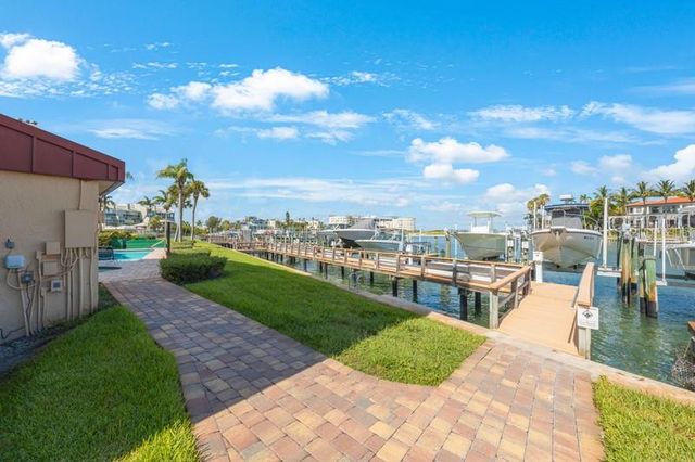 1060 PINELLAS BAYWAY S 103, St Petersburg, FL 33715