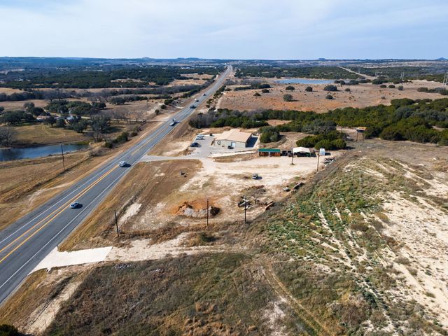 774 N Highway 183, Lampasas, TX 76550