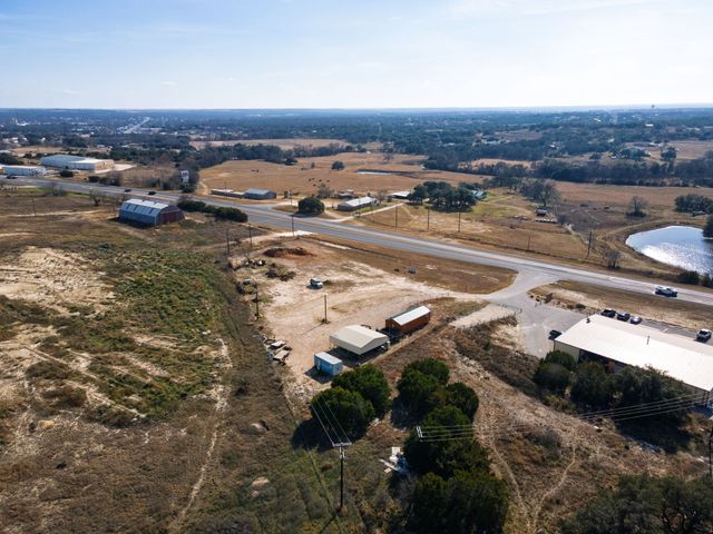 774 N Highway 183, Lampasas, TX 76550