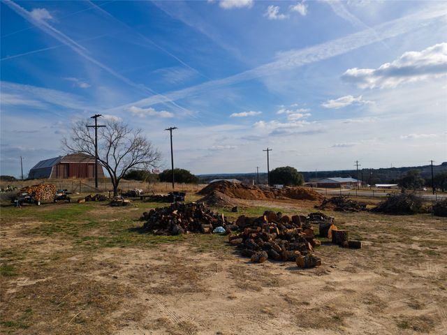 774 N Highway 183, Lampasas, TX 76550