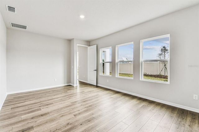 5951 BRISTLE OAK STREET, Mount Dora, FL 32757