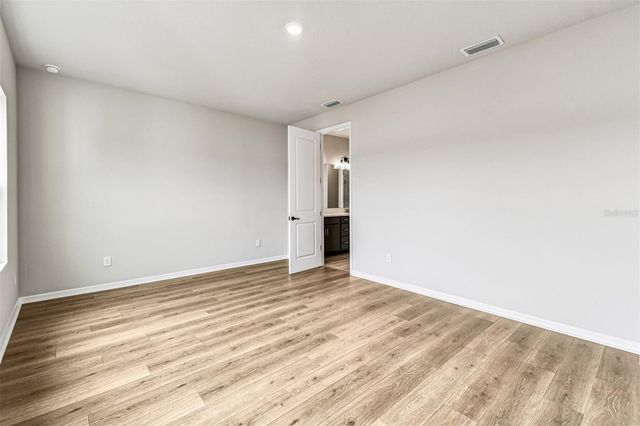 5951 BRISTLE OAK STREET, Mount Dora, FL 32757