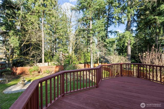 16114 SE Newport Way, Bellevue, WA 98006