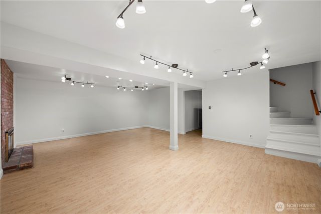 16114 SE Newport Way, Bellevue, WA 98006