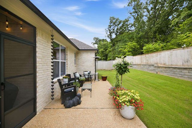 619 MOUNT LAUREL DR, Collierville, TN 38017