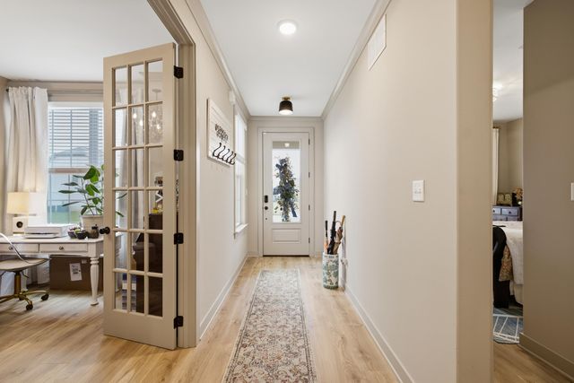 619 MOUNT LAUREL DR, Collierville, TN 38017