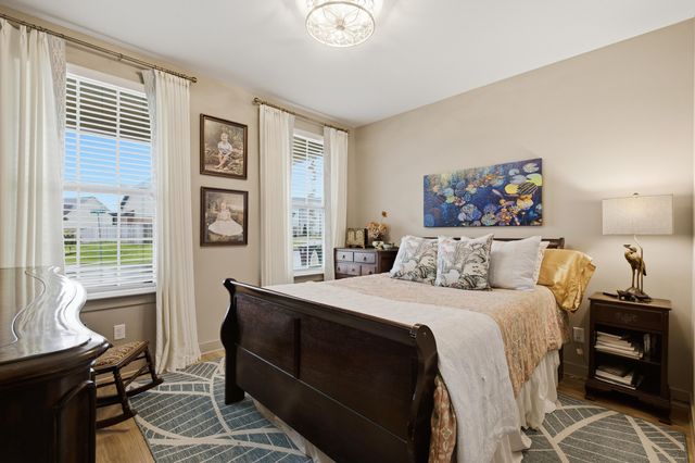 619 MOUNT LAUREL DR, Collierville, TN 38017