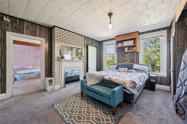 222 W Main St, West Newton, PA 15089