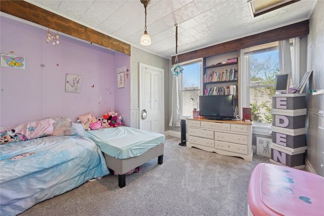 222 W Main St, West Newton, PA 15089