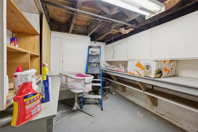 222 W Main St, West Newton, PA 15089