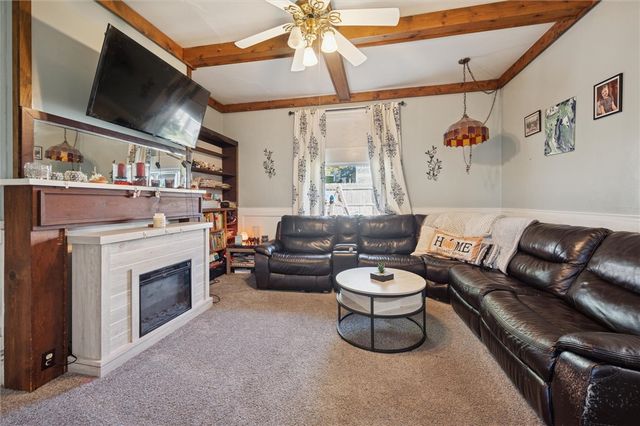 222 W Main St, West Newton, PA 15089