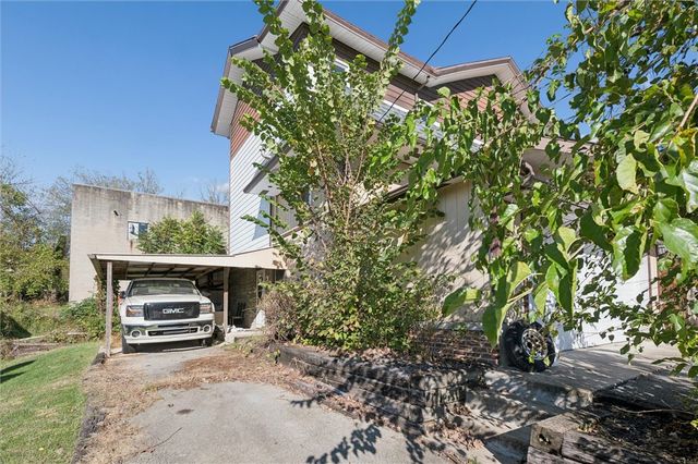 222 W Main St, West Newton, PA 15089