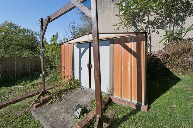 222 W Main St, West Newton, PA 15089