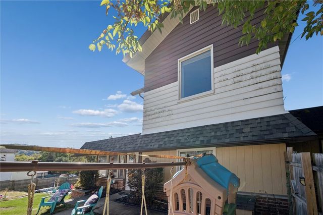 222 W Main St, West Newton, PA 15089