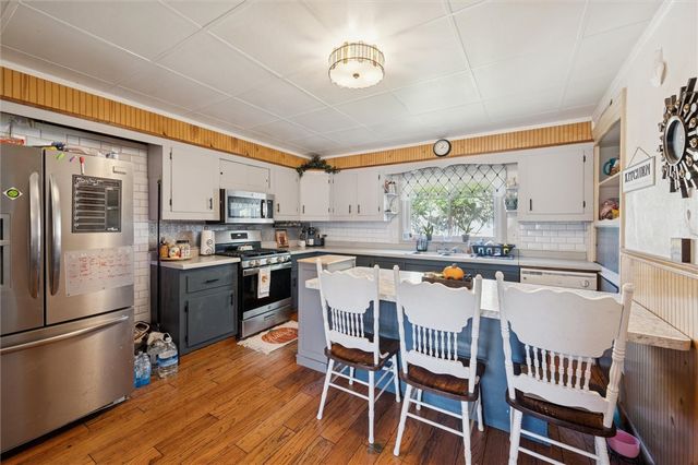 222 W Main St, West Newton, PA 15089