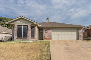 10240 Cypress Hills Drive, Fort Worth, TX 76108