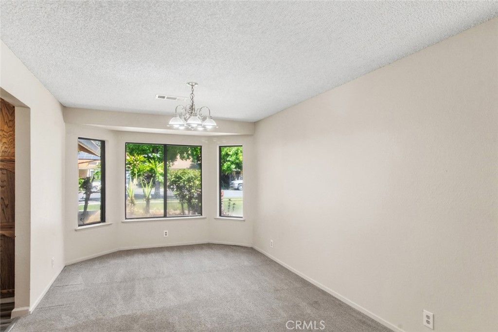 Image 14 of property listing at 1246 Paseo Redondo, Merced, CA 95348