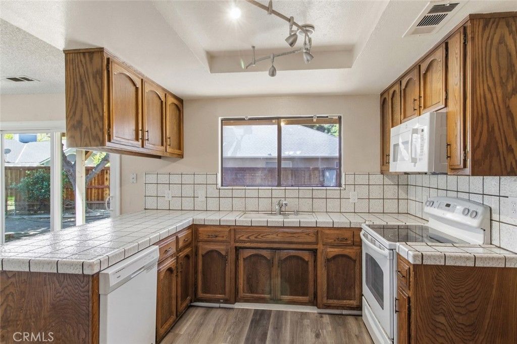 Image 19 of property listing at 1246 Paseo Redondo, Merced, CA 95348