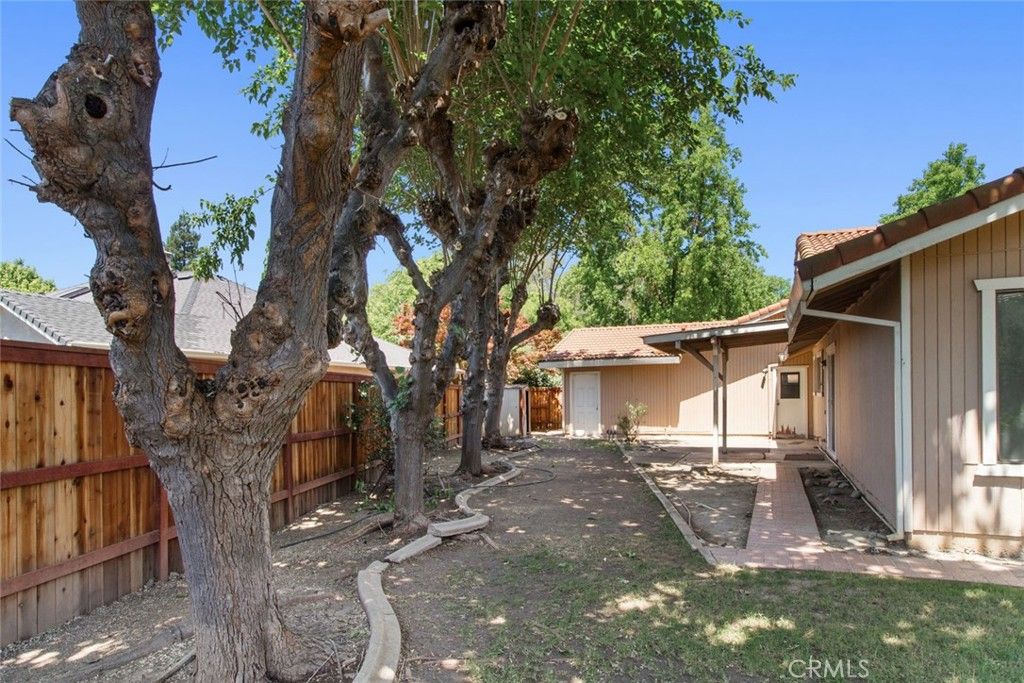 Image 37 of property listing at 1246 Paseo Redondo, Merced, CA 95348