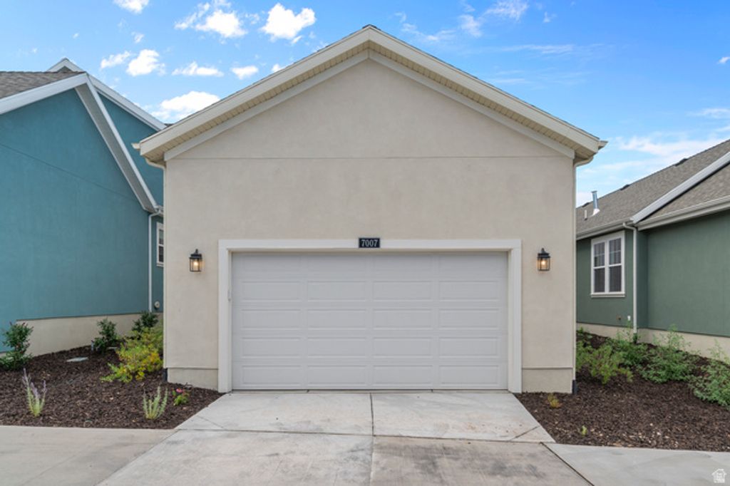 7007 W GRANBURY DR, South Jordan, UT 84009 — photo 4