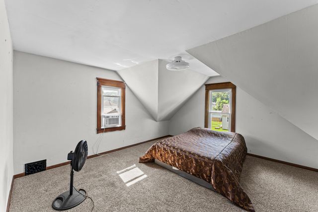 240 45th Street, Moline, IL 61265