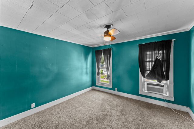 240 45th Street, Moline, IL 61265