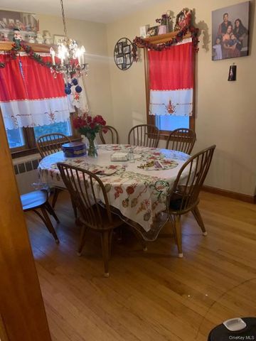 2210 New York Avenue, Huntington Station, NY 11746