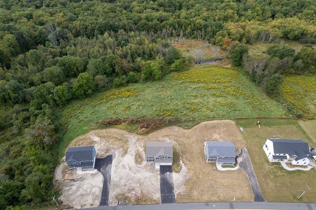 12 Upper Palmer Road, Monson, MA 01057