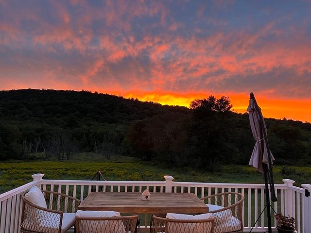 12 Upper Palmer Road, Monson, MA 01057