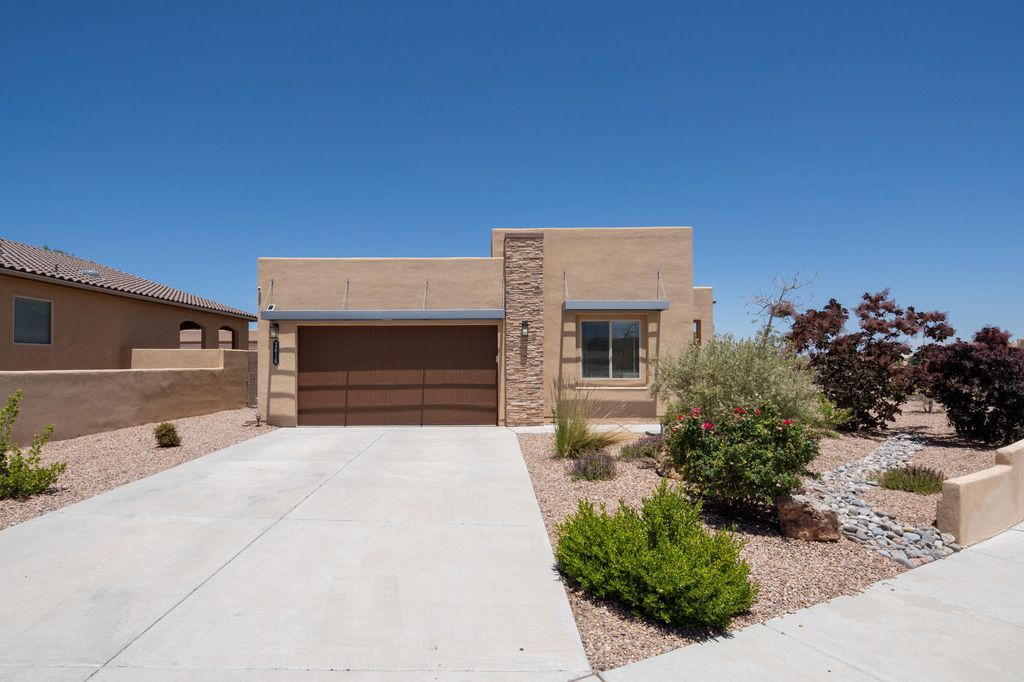 2616 VISTA MANZANO Loop NE, Rio Rancho, NM 87144
