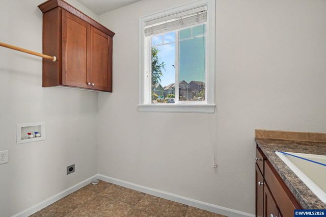 2453 Dalke Ridge Dr NW, Salem, OR 97304