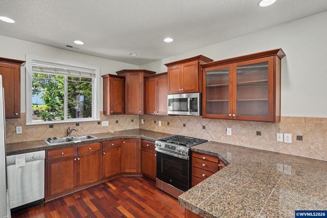 2453 Dalke Ridge Dr NW, Salem, OR 97304