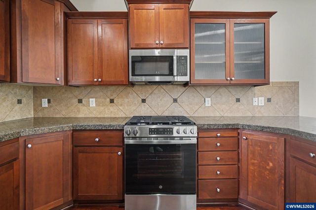 2453 Dalke Ridge Dr NW, Salem, OR 97304