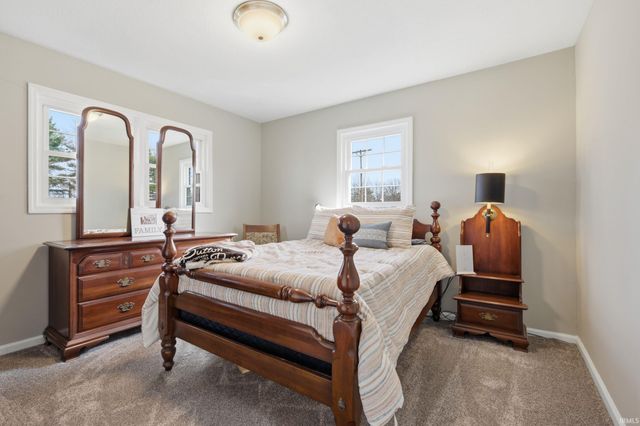 5701 E 650 South, Muncie, IN 47302