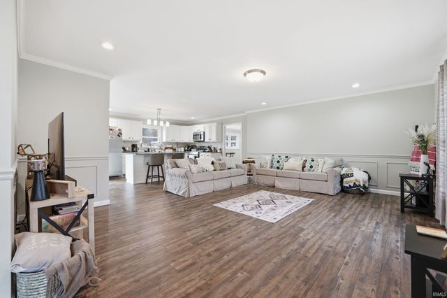 5701 E 650 South, Muncie, IN 47302