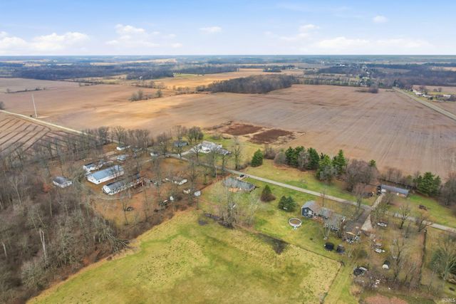 5701 E 650 South, Muncie, IN 47302