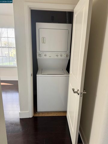 361 S Overlook Dr, San Ramon, CA 94582