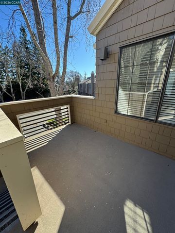 361 S Overlook Dr, San Ramon, CA 94582