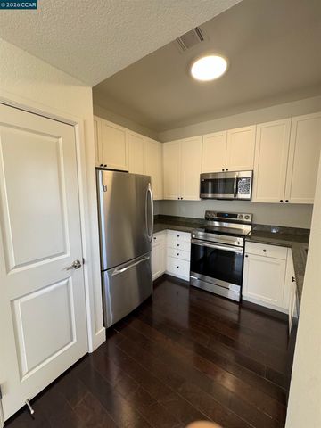 361 S Overlook Dr, San Ramon, CA 94582