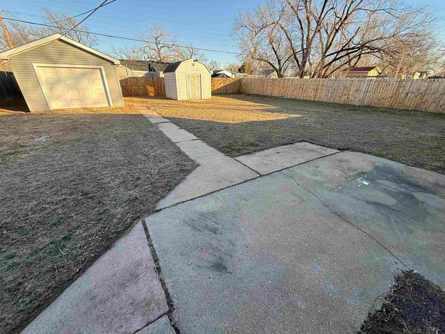 740 N Boyd, Wichita, KS 67212