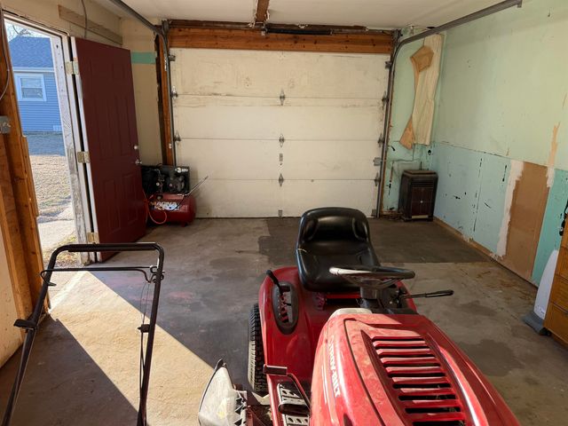 740 N Boyd, Wichita, KS 67212