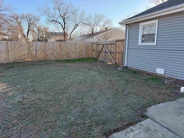 740 N Boyd, Wichita, KS 67212