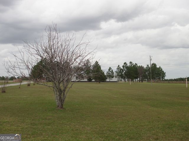 40 Comer Yawn Road, Hazlehurst, GA 31539