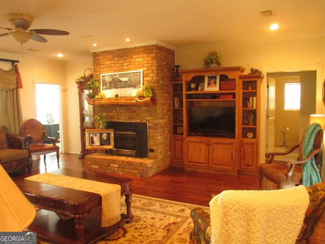 40 Comer Yawn Road, Hazlehurst, GA 31539