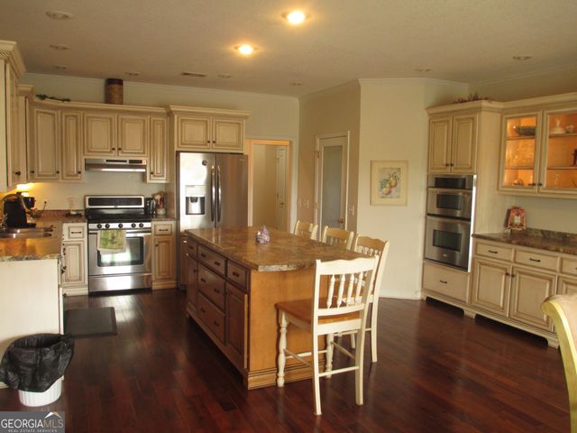 40 Comer Yawn Road, Hazlehurst, GA 31539