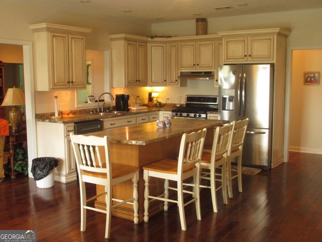 40 Comer Yawn Road, Hazlehurst, GA 31539