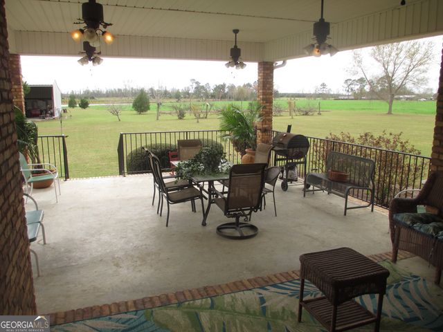 40 Comer Yawn Road, Hazlehurst, GA 31539