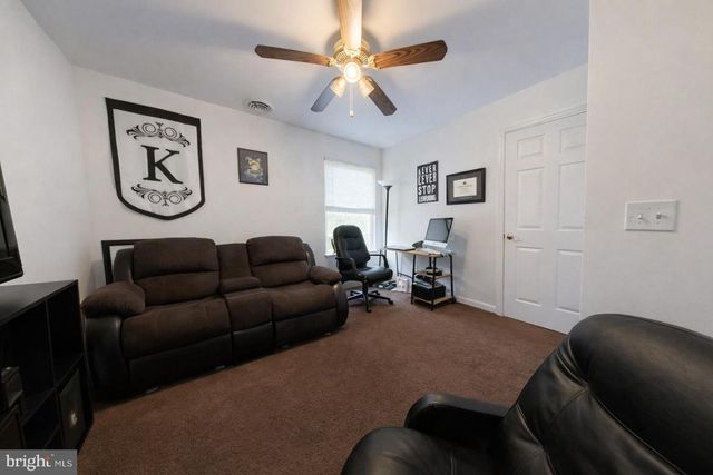 36 COOLIDGE AVE, Galloway, NJ 08205