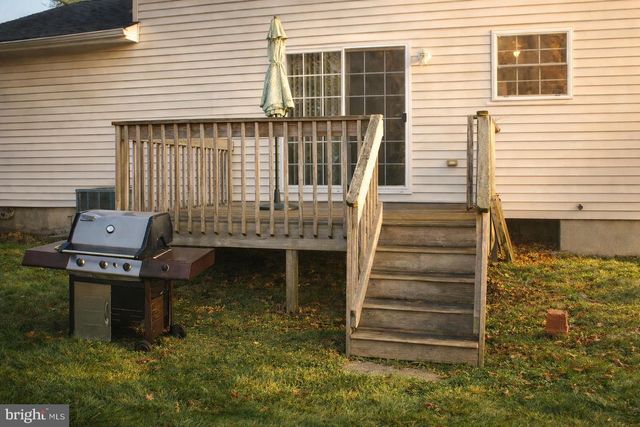 36 COOLIDGE AVE, Galloway, NJ 08205